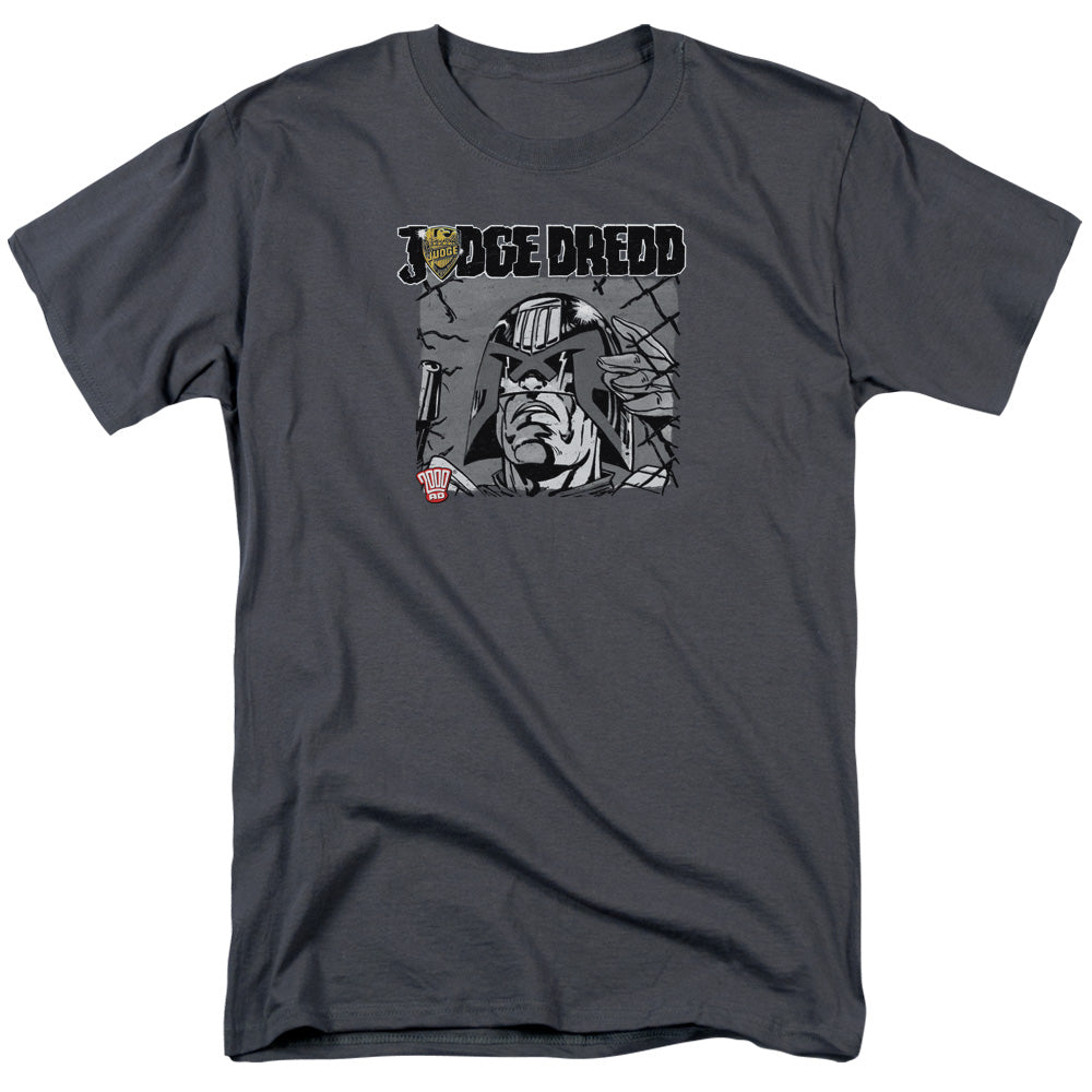 Judge Dredd™ Comic Shirt - Officially Licensed - Adult Unisex Short Sleeve T-Shirt - Fenced